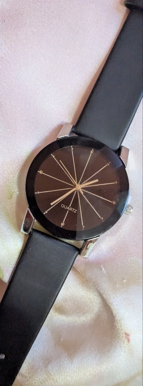 Unisex Thin Multi-Faceted Black & Gold  Watch